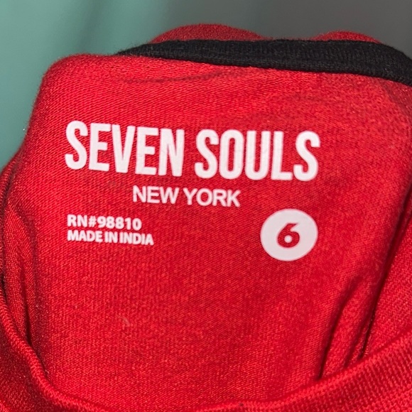 red Beary Christmas teddy bear Seven Souls  tshirt size 6 - Picture 4 of 4